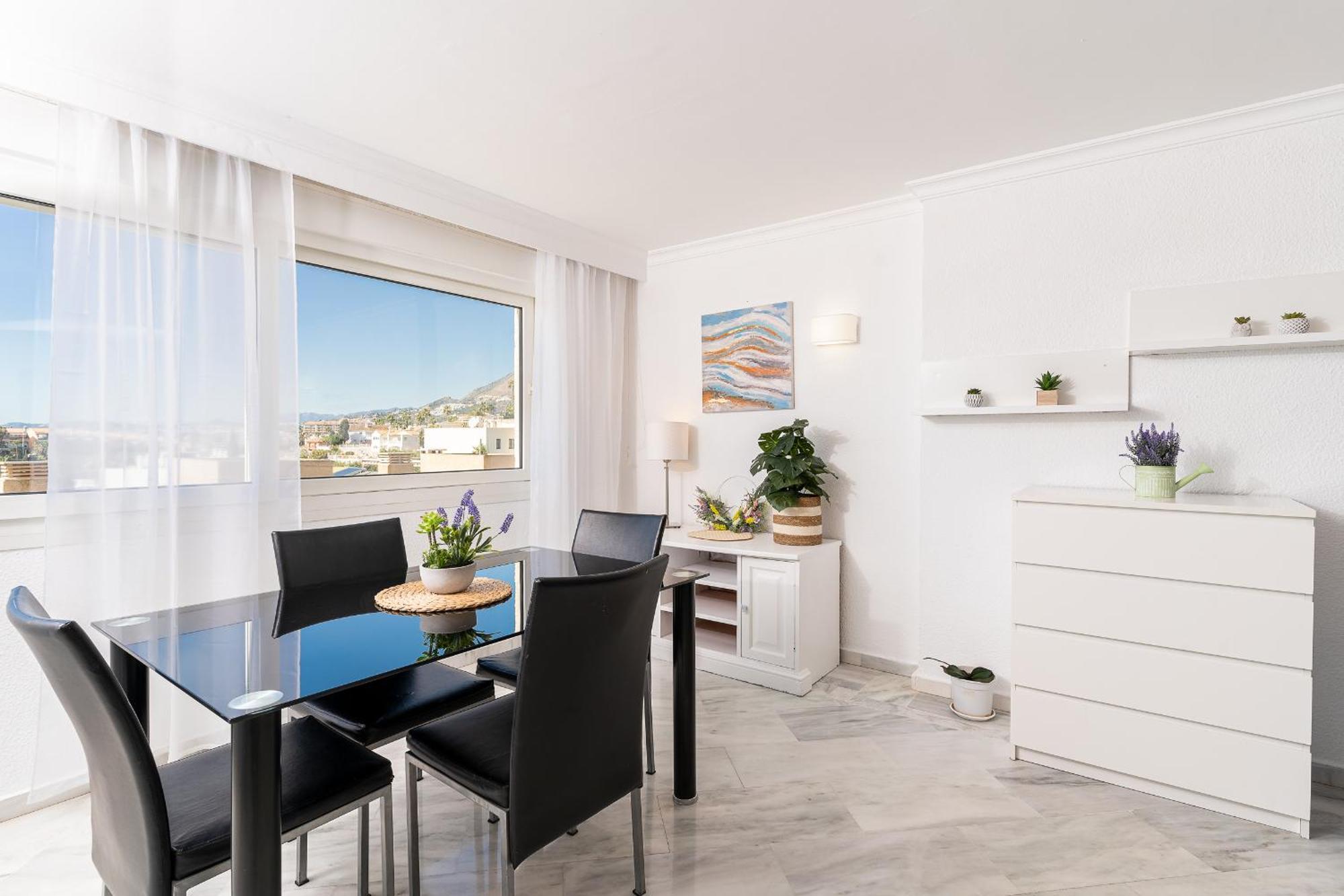 Monko Bora Bora Apartment เบนัลมาเดนา ภายนอก รูปภาพ